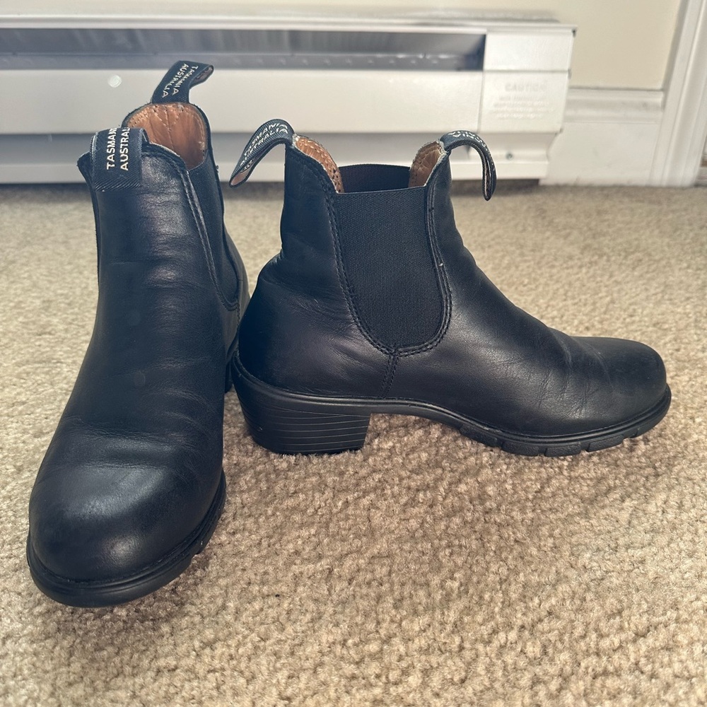 6.5 Blundstone heeled Chelsea